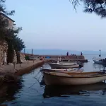 Larisa