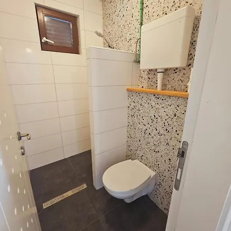 Larisa Apartman