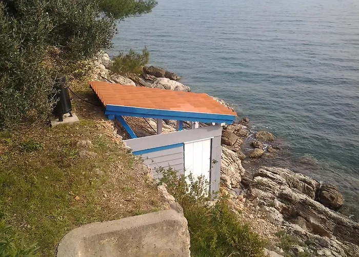 Appartamento Larisa Gdinj